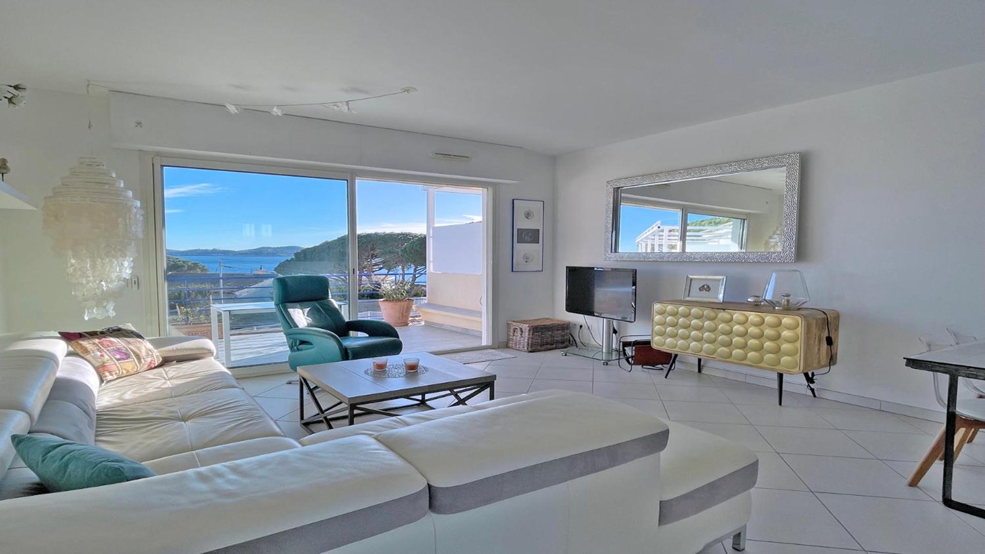 Les Terrasses De La Croisette Apartment Сен Максим Екстериор снимка